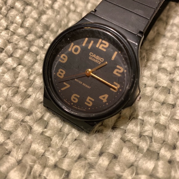 Casio watch - Picture 2 of 6